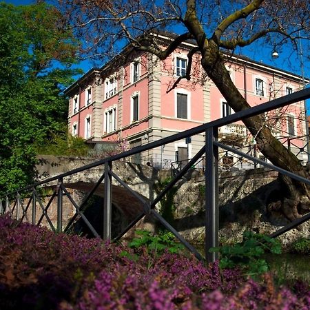 Trilocale In Villa Signorile Мілан Екстер'єр фото